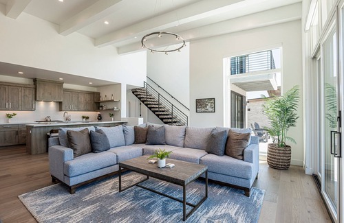 Park City House | Modern Promontory Cobalt Cabin near Jordanelle Reservoir, Main Street Park City, & Ski Resorts