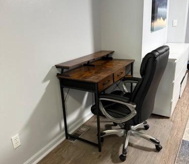 CUF Apartment | Modern & Quiet 1BR Apartment in Downtown - OTR - WiFi - Parking