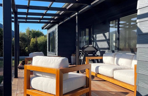 Wanaka Cottage | Modern quiet cottage close to lake