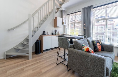 Sneek House | Modern renovated apartment in the heart of Sneek