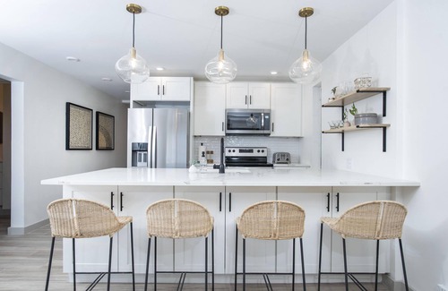 Nazareth Condo | Modern Renovations! Awesome Location on Water!