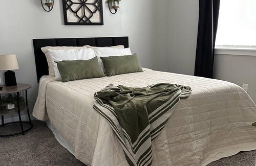 Jerome House | Modern retreat in the heart of any outdoor adventure imaginable!