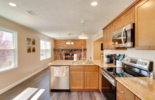 Canton Apartment | Modern Retreat Near Smoky Mtns and Asheville!