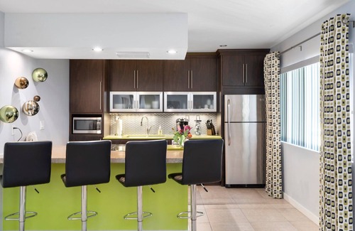 South Scottsdale Condo | Modern Retro Scottsdale Condo