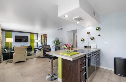 South Scottsdale Condo | Modern Retro Scottsdale Condo