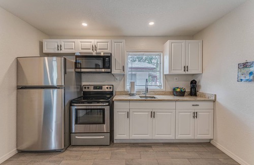 Chassahowitzka Cabin | Modern river cabin 6