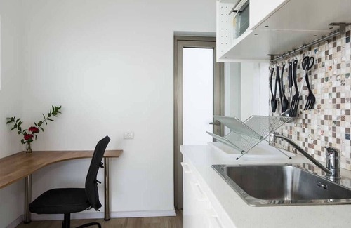 Haifa Apartment | Modern Roof Apart with Panoramic Sea View + Terrace