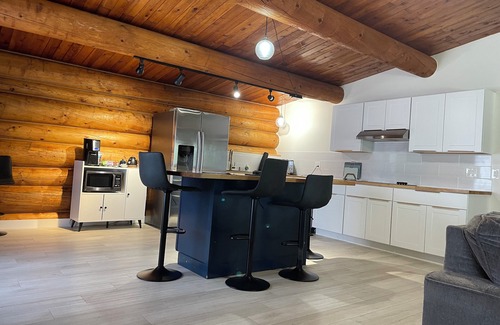 Cantwell Cabin | Modern Rustic Cabin with Denali View