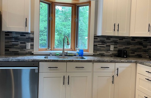 St Germain Cabin | Modern Rustic Lake House- - ON SITE PONTOON RENTAL available!