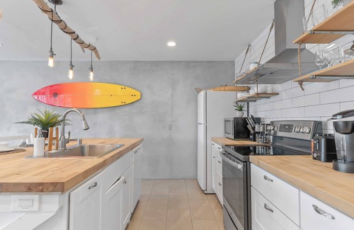 San Clemente Cottage | Modern San Clemente Duplex 2 Units w/Ocean Views, Walk to Trestles Beach