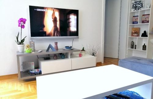 Alipasin Most Apartment | Modern Sarajevo apartment