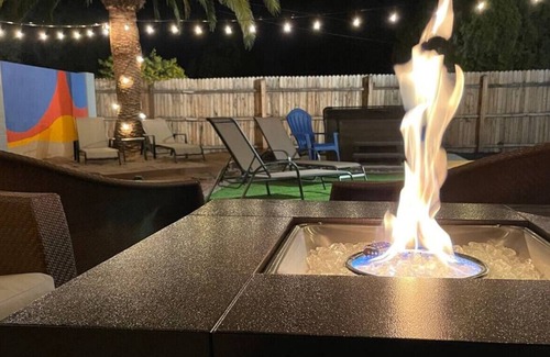 Papago Parkway House | Modern Scottsdale Oasis | Jacuzzi Spa