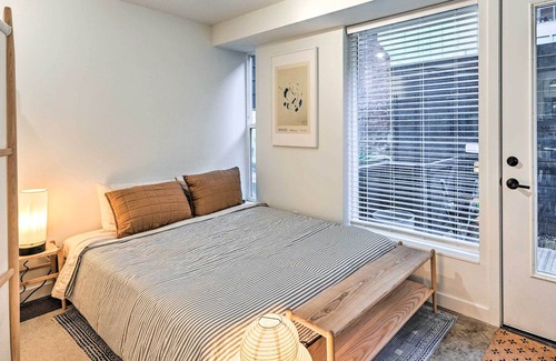 Central District Apartment | Modern Seattle Studio ~ 2 Mi to Downtown