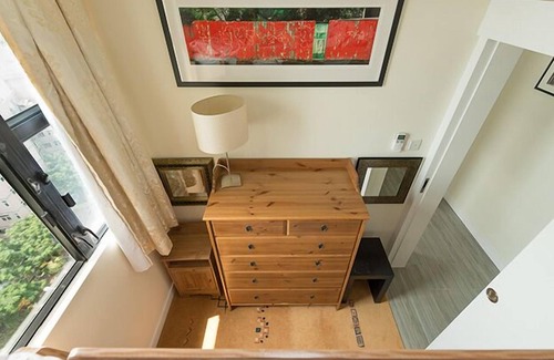 Islands District Apartment | Modern Seaview 4 bedroom Apt over Marina