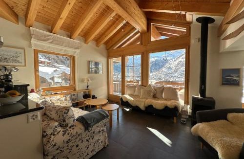 Zermatt Apartment | Modern self-catering apartment with Matterhorn views