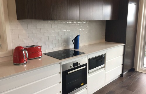 Falls Creek Apartment | Modern ski in ski out