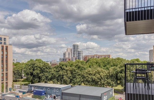 Gascoigne Apartment | Modern, Spacious 2bed, 2bath apartment in Barking