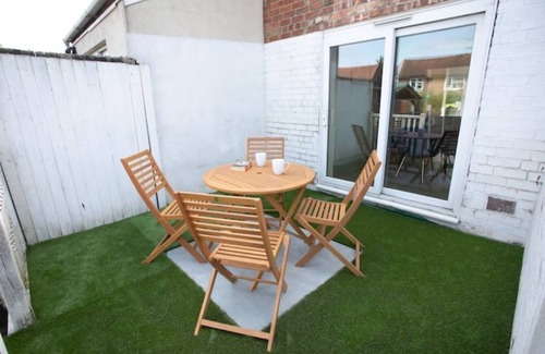 Derby House | Modern & Spacious 3 Bed House