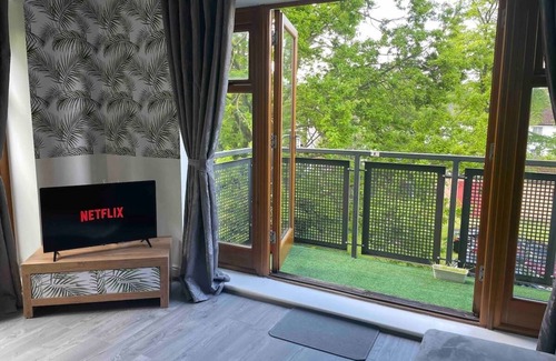 Bensham Manor Apartment | Modern spacious apartmentn