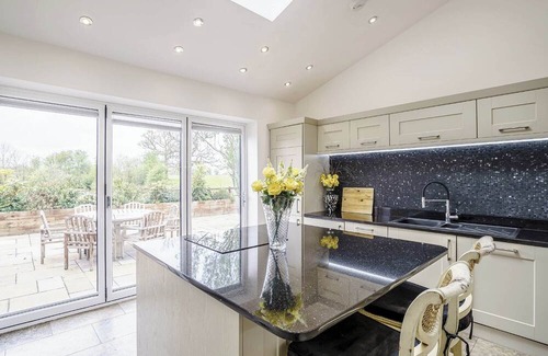 Congleton Apartment | Modern spacious barn conversion with stylish finish.