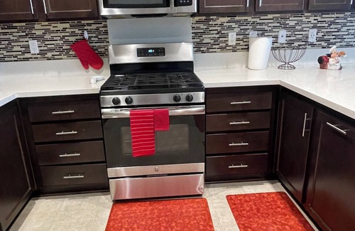 Temecula House | Modern Spacious home in Murrieta near Temecula wineries and Historic Old Town