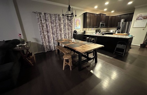 North Central House | Modern, spacious, house - Centrally Located! Pet Friendly!