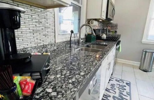 Wheaton-Glenmont House | Modern & Spacious-walk to metro w/parking On-site