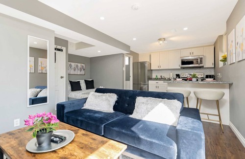 Kitchener Apartment | Modern Studio Home - Forest Heights!