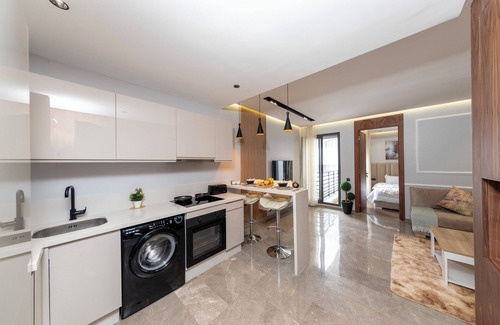 Casablanca Apartment | Modern Studio in Casablanca Center Maarif, 300m to the Stadium Mohamed V