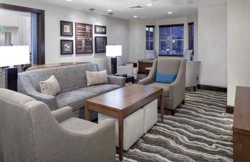 Gilbert Apartment | Modern Studio in Phoenix | Outdoor Pool + Hot Tub + Free Breakfast