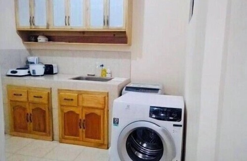 Taytay Apartment | Modern Studio In Taytay With Fast WiFi