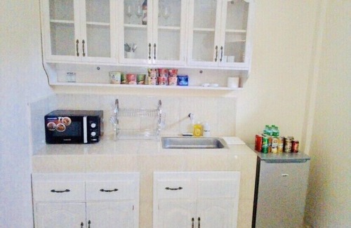 Taytay Apartment | Modern Studio In Taytay With Fast WiFi