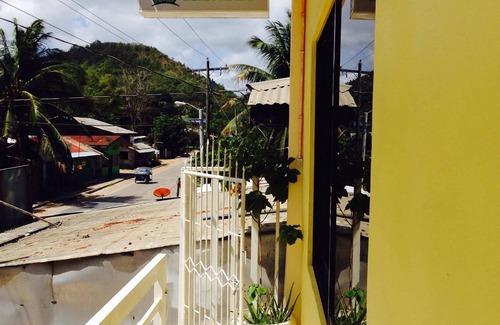 Taytay Apartment | Modern Studio In Taytay With Fast WiFi