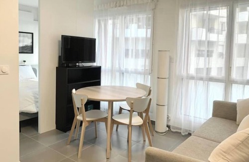 Riquier Apartment | Modern studio near port and old town
