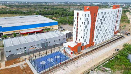 Makassar Apartment | Modern Studio (No Kitchen) at Bandaraya - Tallasa City Makassar Apartment By Travelio