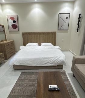 Al Faisaliyah Apartment | Modern studio