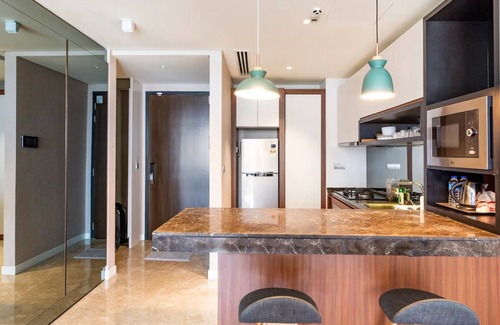 Kuala Lumpur City Centre Apartment | Modern Studio Suites 5mins walk to Monorail KLCC[Netflix]
