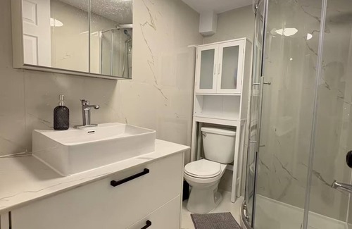 Cote-Des-Neiges—Notre-Dame-De-Grace Apartment | Modern Studio w/Patio & BBQ | Parking Included