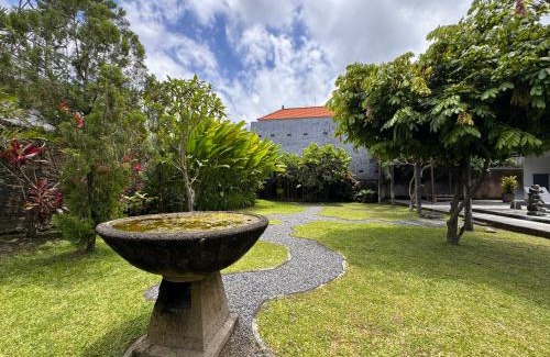 Dalung Apartment | Modern Studio with Pool Between Canggu and Ubud