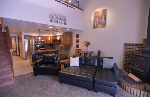 McCall Condo | Modern style 3-bedroom condo close to downtown, lake, beaches, parks, and golf.