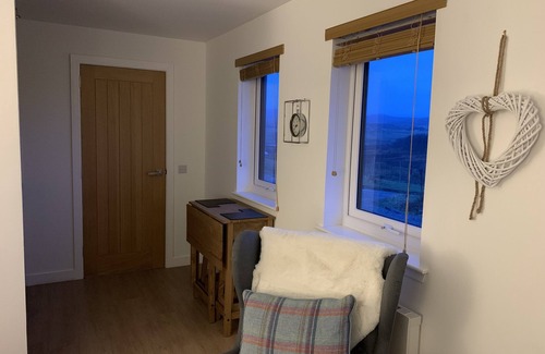Suladale Cabin | Modern styled Cabin for 2 on a working croft 7 miles from Portree