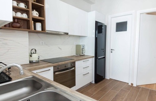Vyronas Apartment | Modern Stylish 2 Bd Apt in the Heart of Vironas
