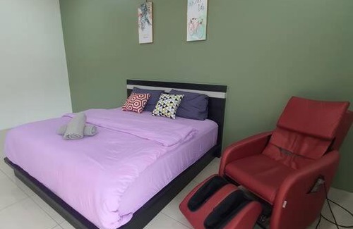 Central Seberang Perai House | MODERN STYLISH 2STOREY HOUSE 8PAX@ALMA NEAR JUSCO