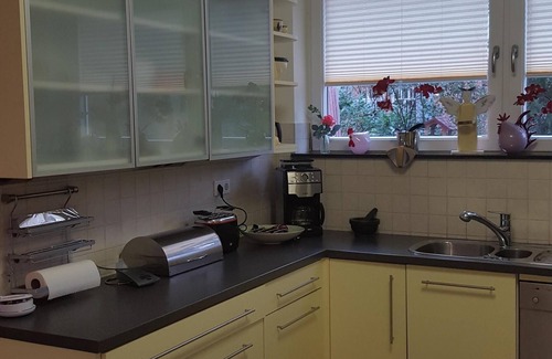 Schlierbach Apartment | Modern, stylish vacation apartment near the old town with a view of the Neckar