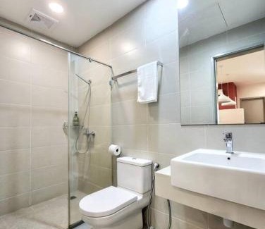 George Town Apartment | Modern Suite in Penang Island