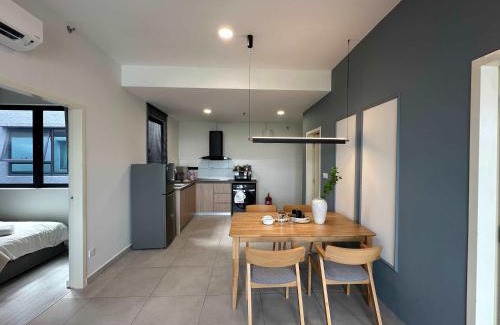 Seri Kembangan Apartment | Modern Suite in Seri Kembangan Nearby MRT