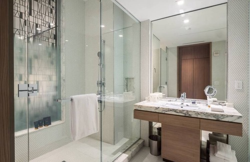 Brickell Hotel | Modern Suite in SLS Lux Brickell managed by City Escapes