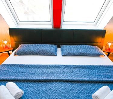 Margareten Apartment | Modern Suite Naschmarkt