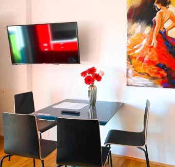 Margareten Apartment | Modern Suite Naschmarkt