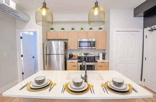 Over-the-Rhine Apartment | Modern Suite | OTR | Central | Paycor Stadium
